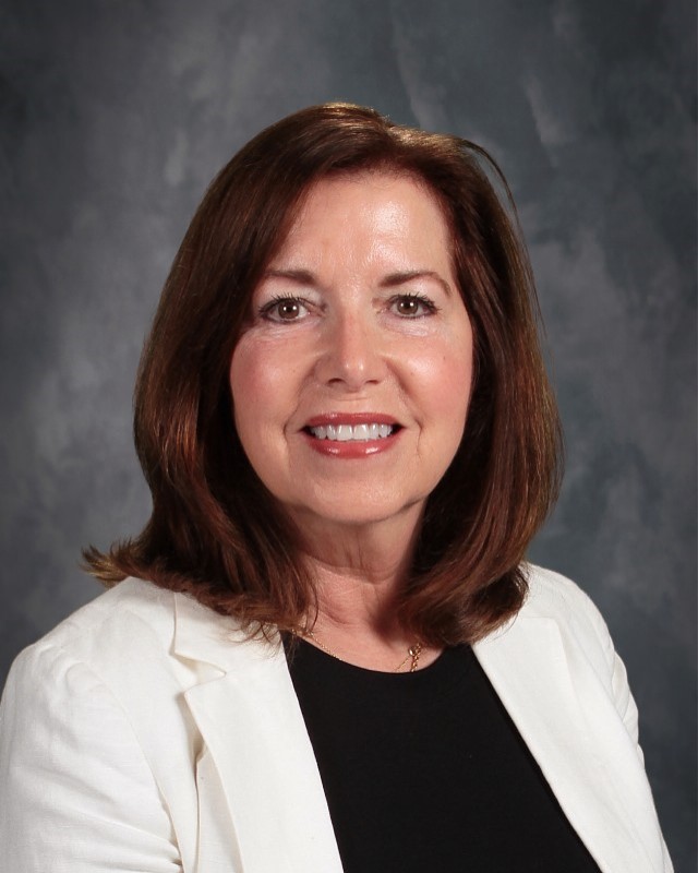 Lynn Spartz, Director of Annual Giving/Alumni Relations